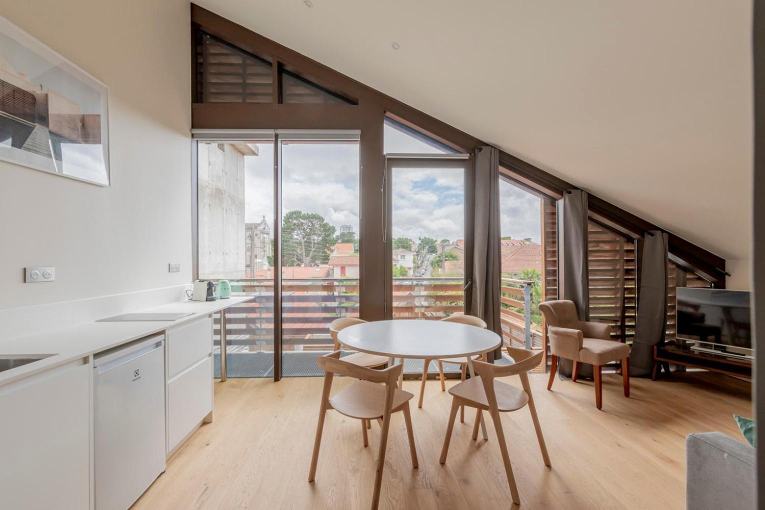 Residence Les Suites Du Port - By Le Saint Ferdinand Arcachon Ngoại thất bức ảnh