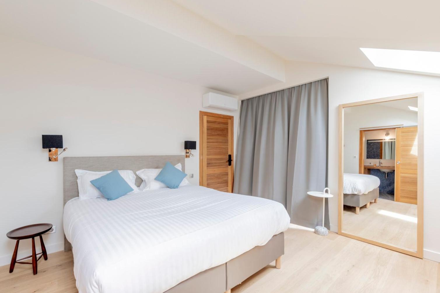 Residence Les Suites Du Port - By Le Saint Ferdinand Arcachon Ngoại thất bức ảnh