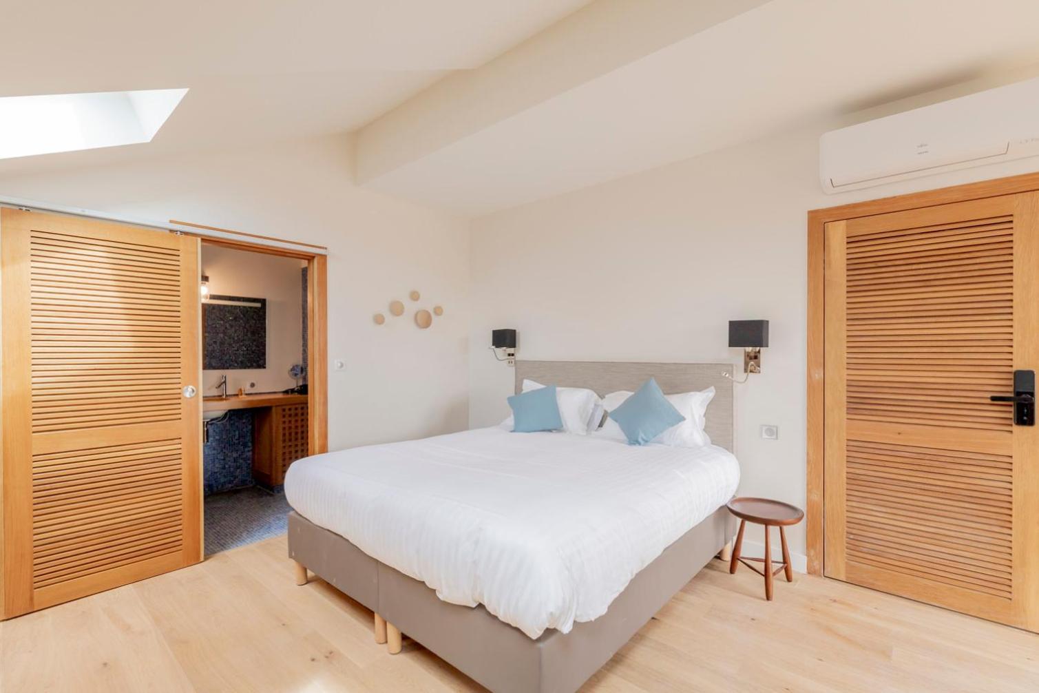 Residence Les Suites Du Port - By Le Saint Ferdinand Arcachon Ngoại thất bức ảnh